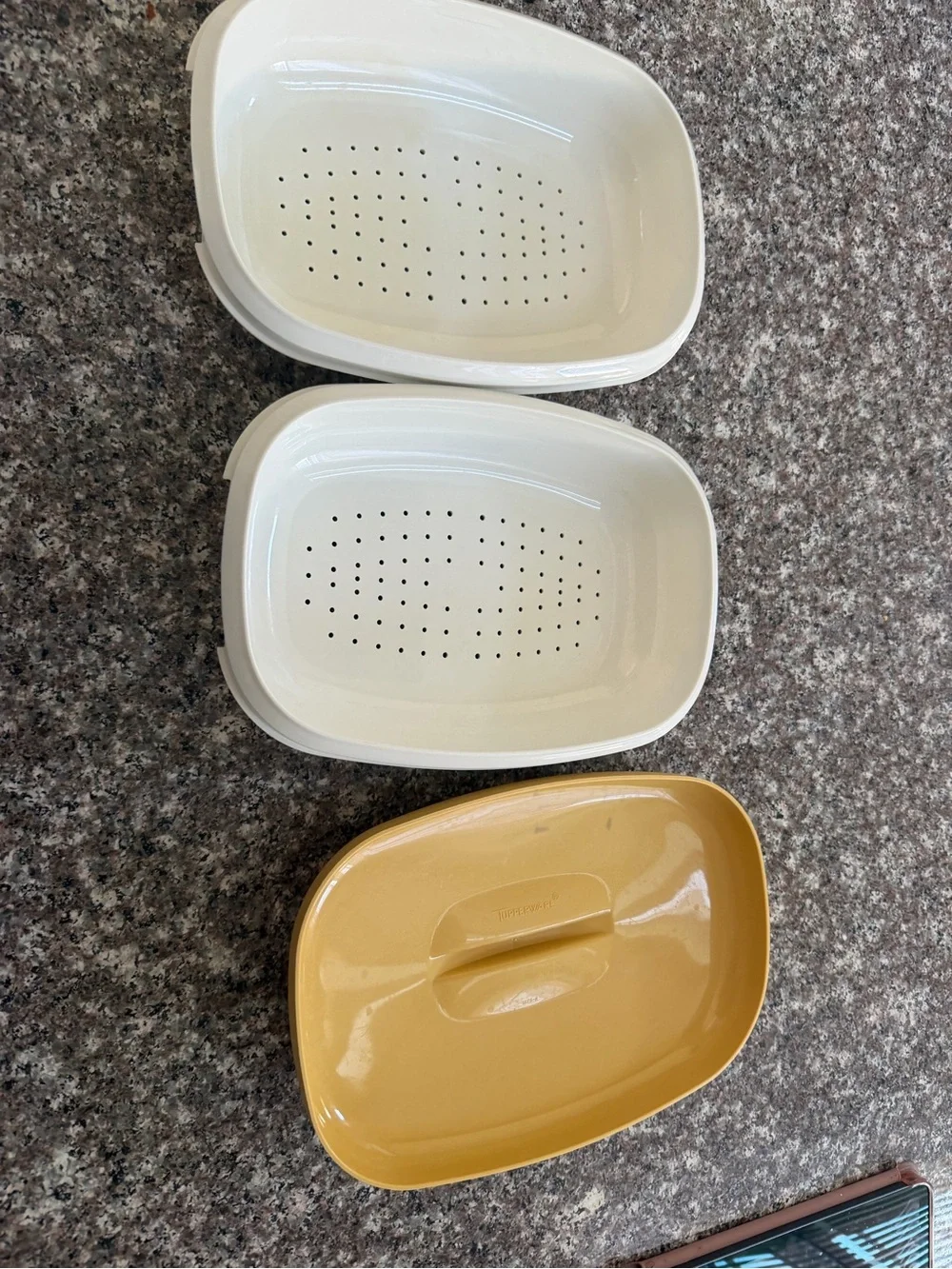 Vintage Tupperware Harvest Gold 3-Piece Microwave Vegetable Steamer Set 1273